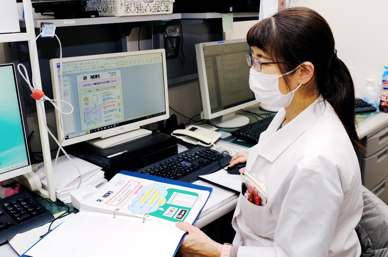 病棟業務（医薬品情報管理業務）